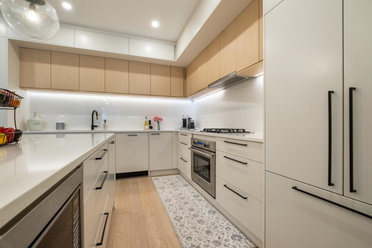 Breakfast Nook Photo of 511 20416 Park Avenue, Langley, BC