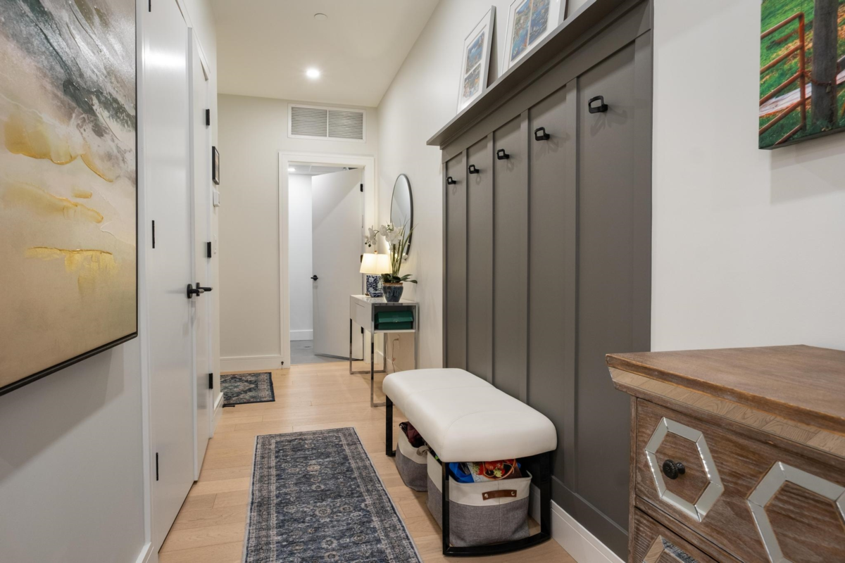 Kitchen Island Photo of 511 20416 Park Avenue, Langley, BC