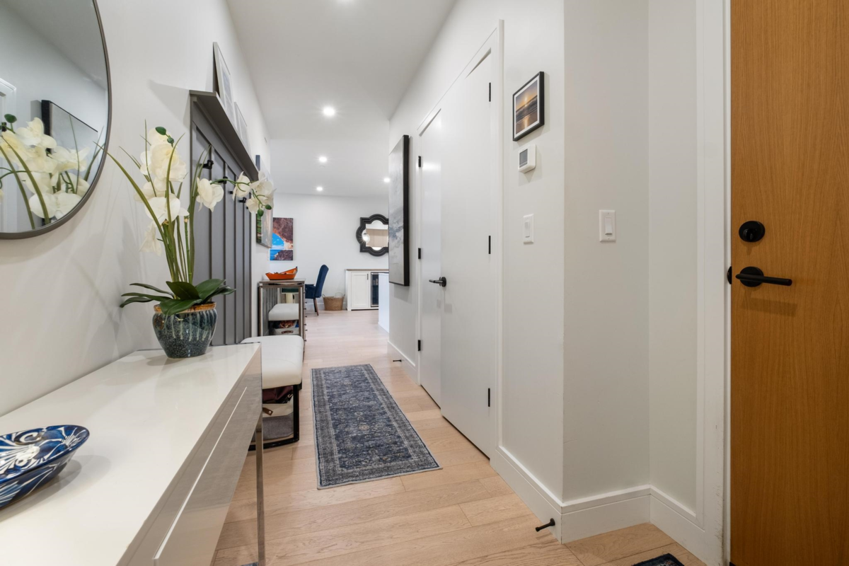 Kitchen Photo of 511 20416 Park Avenue, Langley, BC