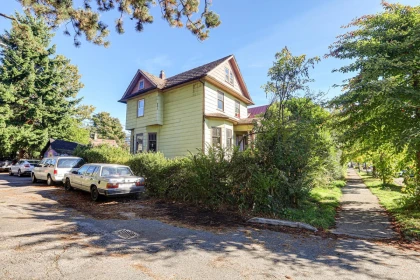 333 E 13th Avenue, Vancouver, BC, Vancouver — Single Family Residence for sale