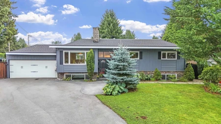 21554 Berry Avenue, Maple Ridge, BC, Maple Ridge — Single Family Residence for sale