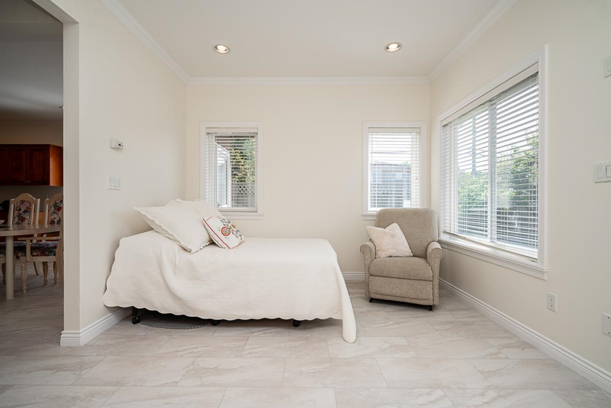 Basement Recreation Room Photo of 5498 Venables Street, Burnaby, BC