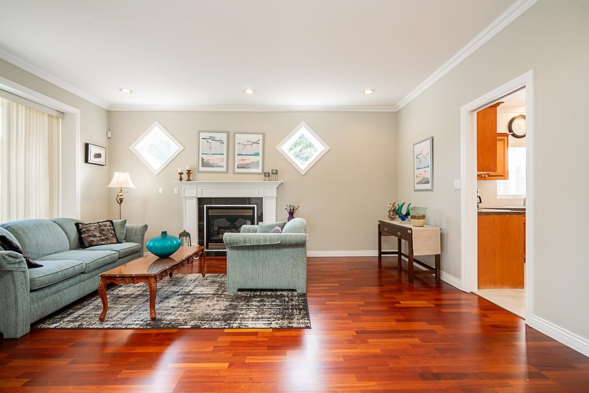 Dining Area Photo of 5498 Venables Street, Burnaby, BC