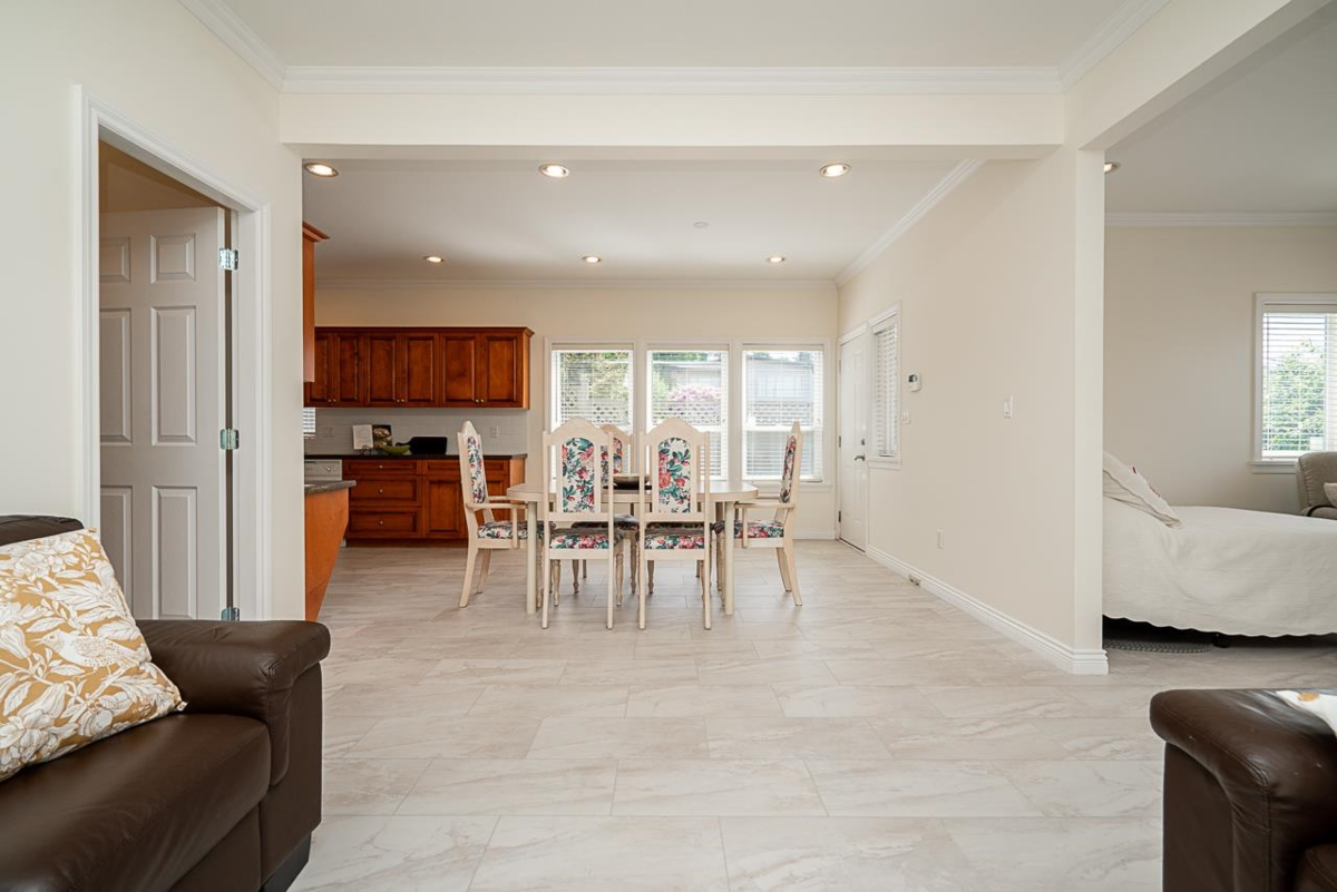 Guest Bathroom Photo of 5498 Venables Street, Burnaby, BC