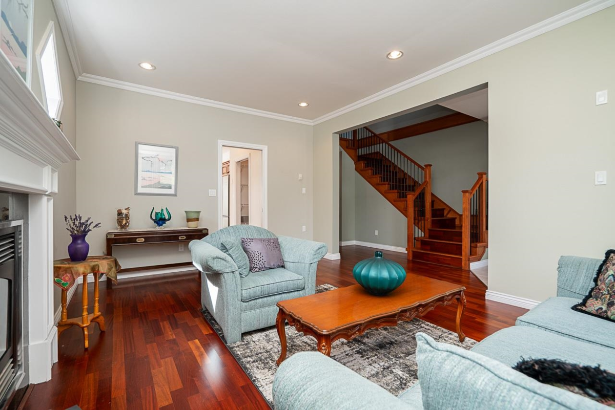 Kitchen Island Photo of 5498 Venables Street, Burnaby, BC
