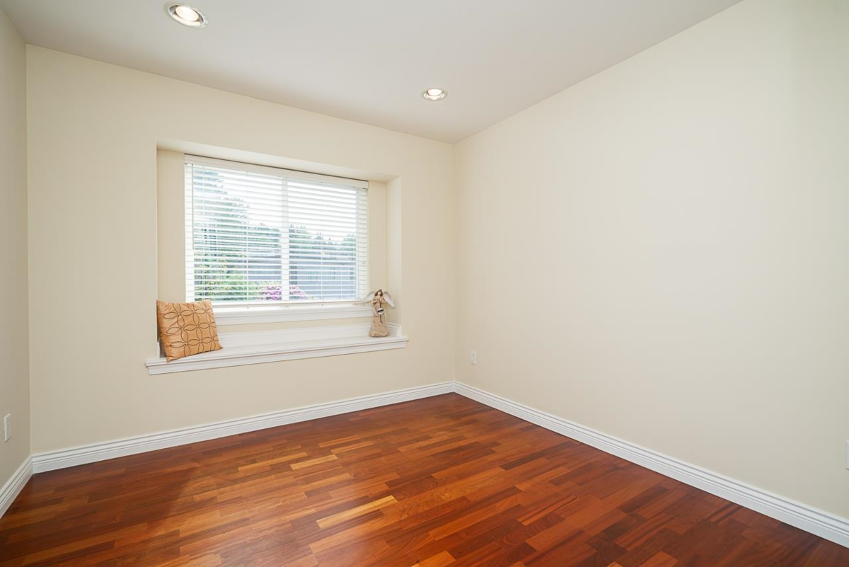 Outdoor Patio Photo of 5498 Venables Street, Burnaby, BC