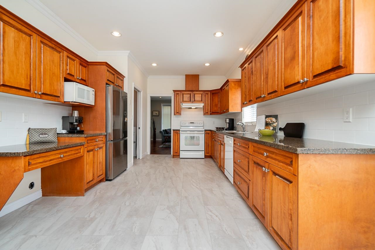 Primary Bedroom Photo of 5498 Venables Street, Burnaby, BC