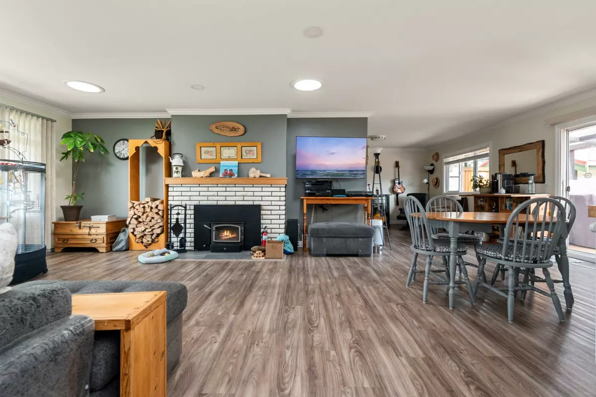 Family Room Photo of 9598 Johnson Street, Chilliwack, BC