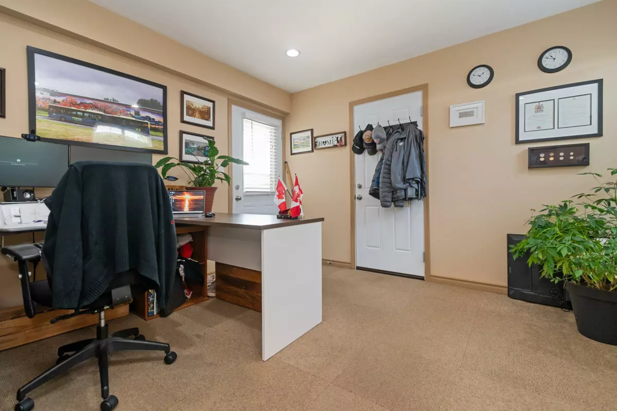 Guest Bathroom Photo of 9598 Johnson Street, Chilliwack, BC