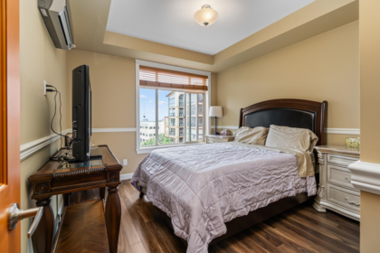 Primary Bedroom Photo of 412 2860 Trethewey Street, Abbotsford, BC