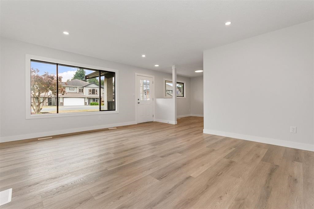 Bedroom 3 Photo of 7155 Rochester Avenue, Chilliwack, BC