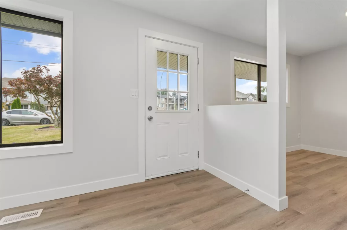 Family Room Photo of 7155 Rochester Avenue, Chilliwack, BC