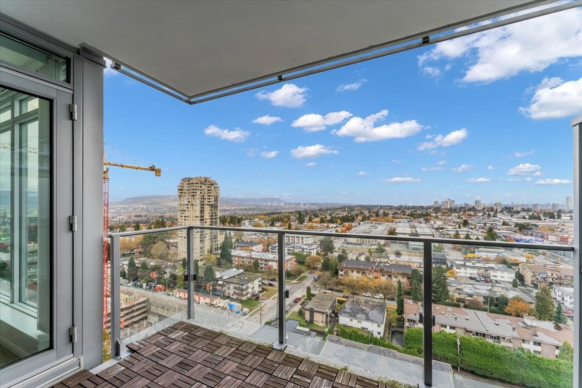 Exterior Front Photo of 1906 6700 Dunblane Avenue, Burnaby, BC