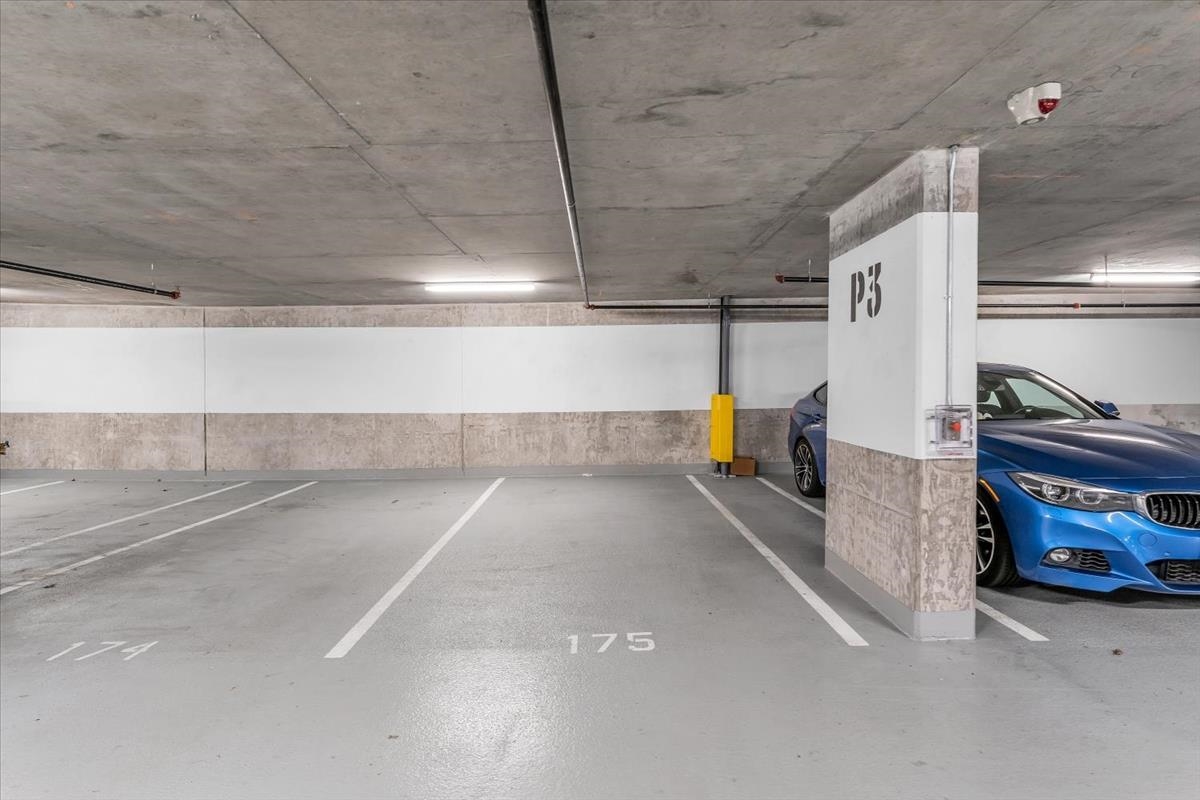 Hallway Photo of 1906 6700 Dunblane Avenue, Burnaby, BC