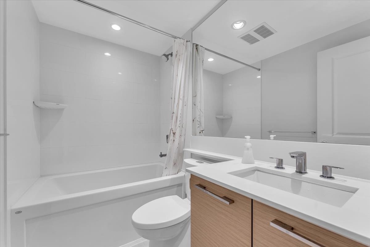 Office / Den Photo of 1906 6700 Dunblane Avenue, Burnaby, BC