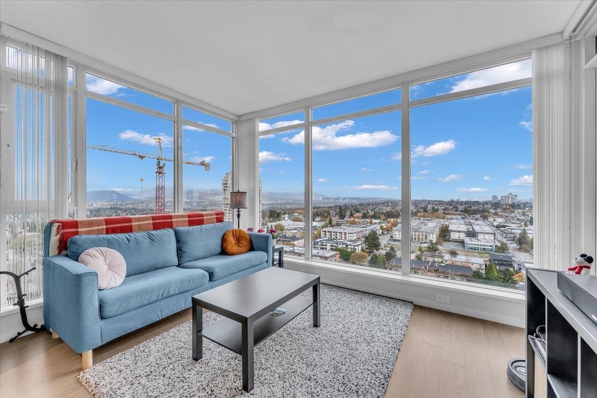 Primary Bathroom Photo of 1906 6700 Dunblane Avenue, Burnaby, BC
