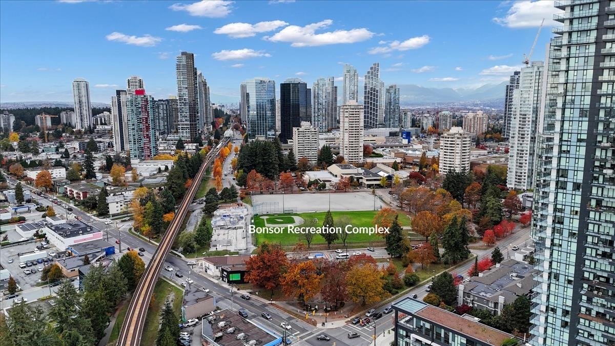 Swimming Pool Photo of 1906 6700 Dunblane Avenue, Burnaby, BC