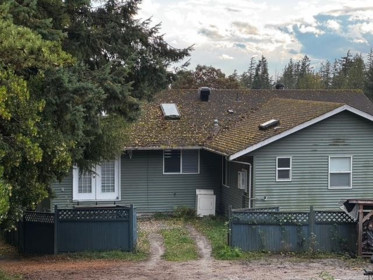 6300 Samron Road, Sechelt, BC, Sechelt — Single Family Residence for sale