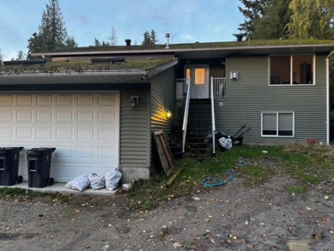 6300 Samron Road, Sechelt, BC, Sechelt — Single Family Residence for sale