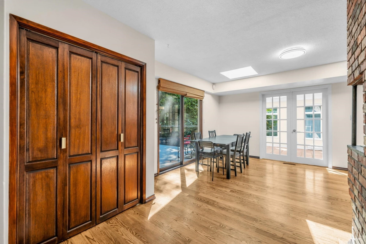 Loft / Bonus Room Photo of 3845 Bayridge Avenue, West Vancouver, BC