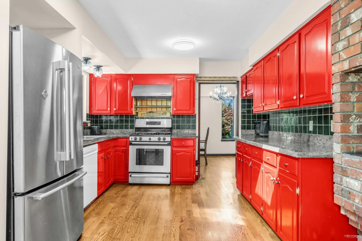 Mudroom Photo of 3845 Bayridge Avenue, West Vancouver, BC