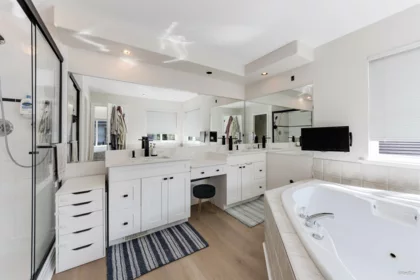 Basement Recreation Room Photo of 34758 Pakenham Place, Mission, BC