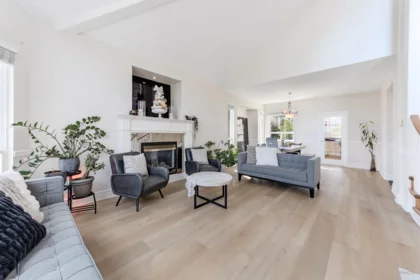 Kitchen Island Photo of 34758 Pakenham Place, Mission, BC