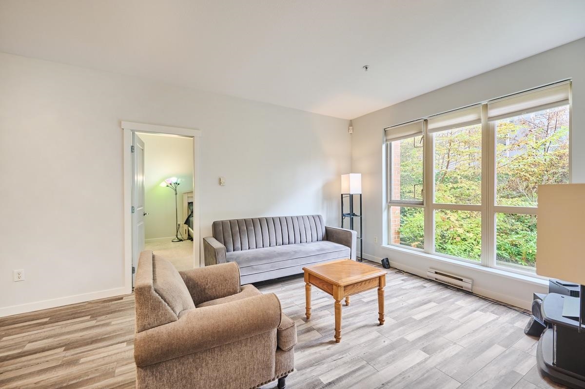 Breakfast Nook Photo of 119 801 Klahanie Drive, Port Moody, BC