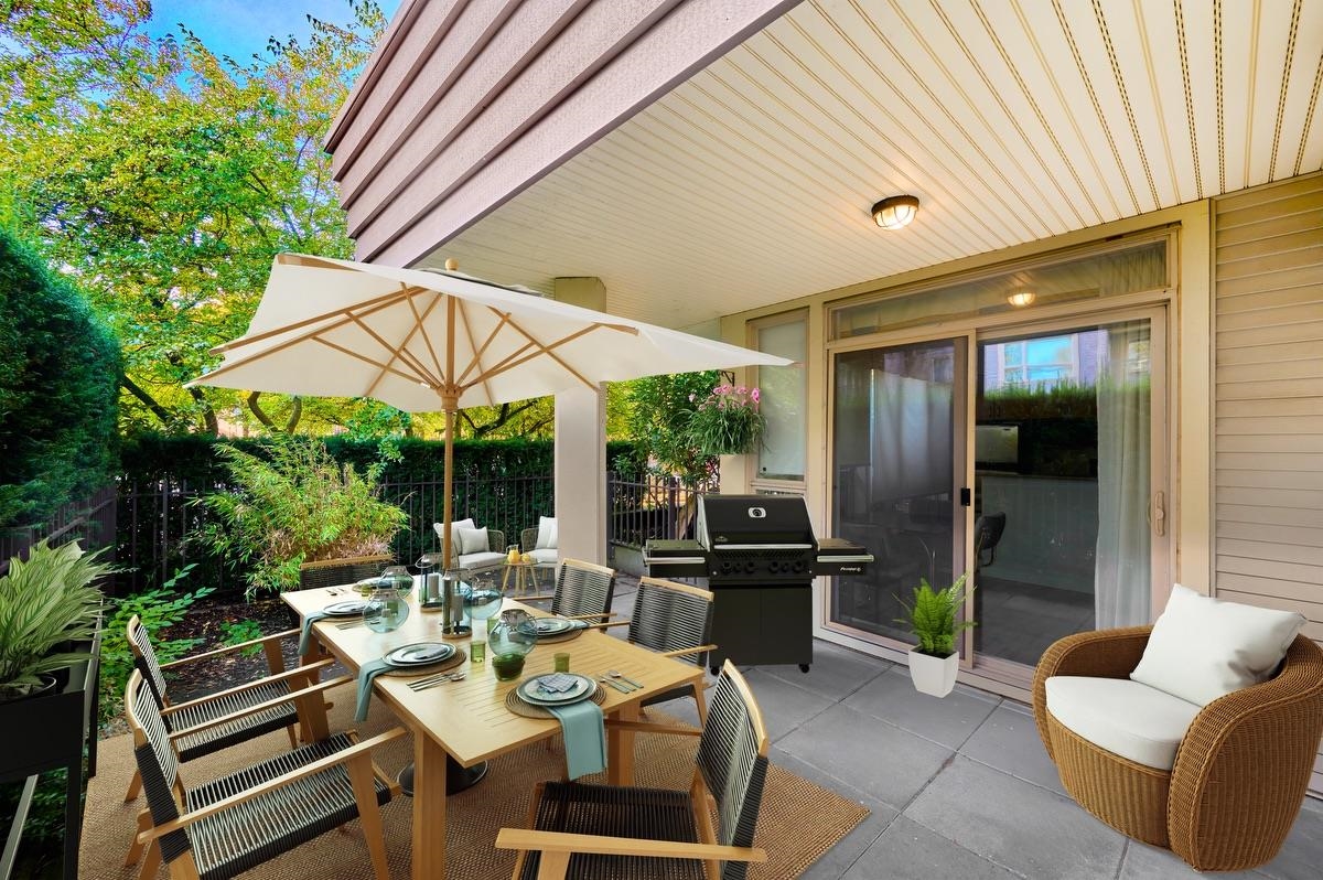 Entry Foyer Photo of 119 801 Klahanie Drive, Port Moody, BC