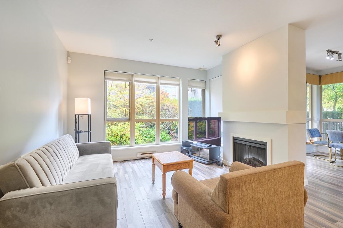 Kitchen Island Photo of 119 801 Klahanie Drive, Port Moody, BC