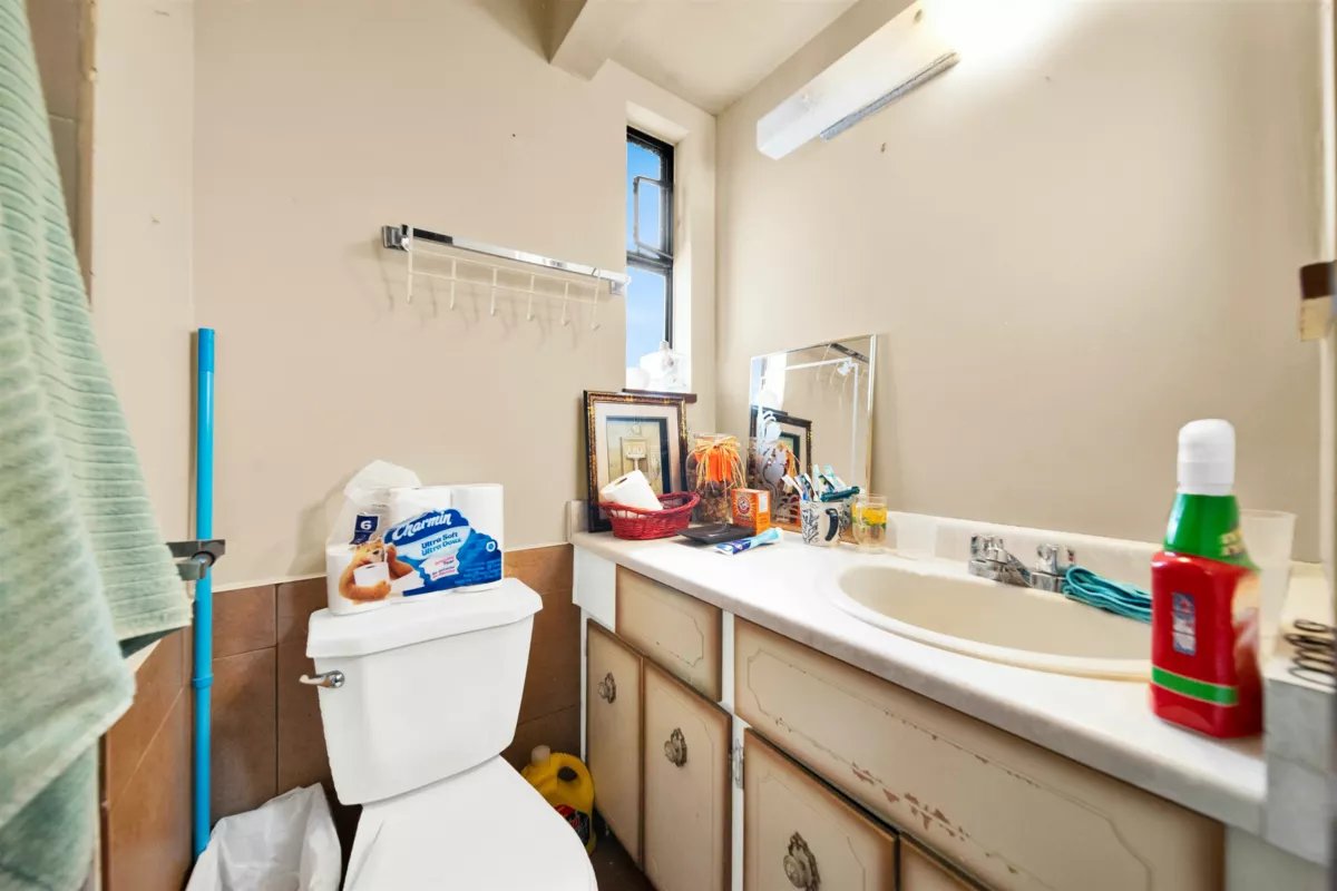 Bedroom 2 Photo of 11918 72a Avenue, Delta, BC