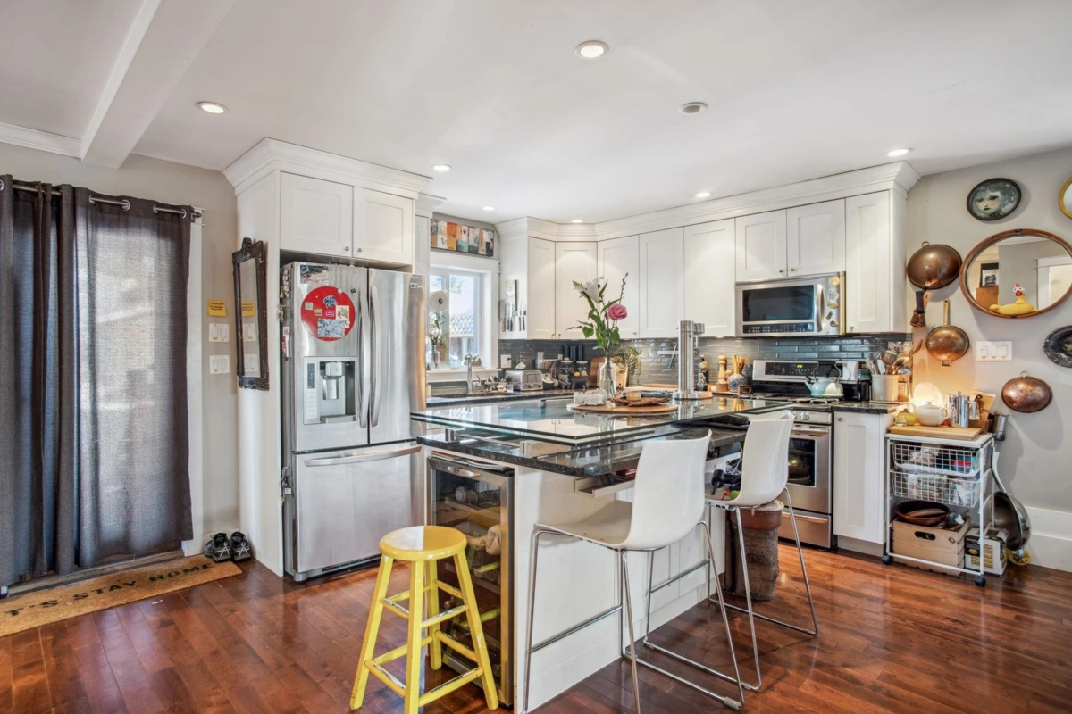 Kitchen Island Photo of 3617 Adanac Street, Vancouver, BC