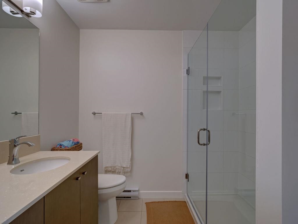 Basement Recreation Room Photo of 5917 Beachgate Lane, Sechelt, BC