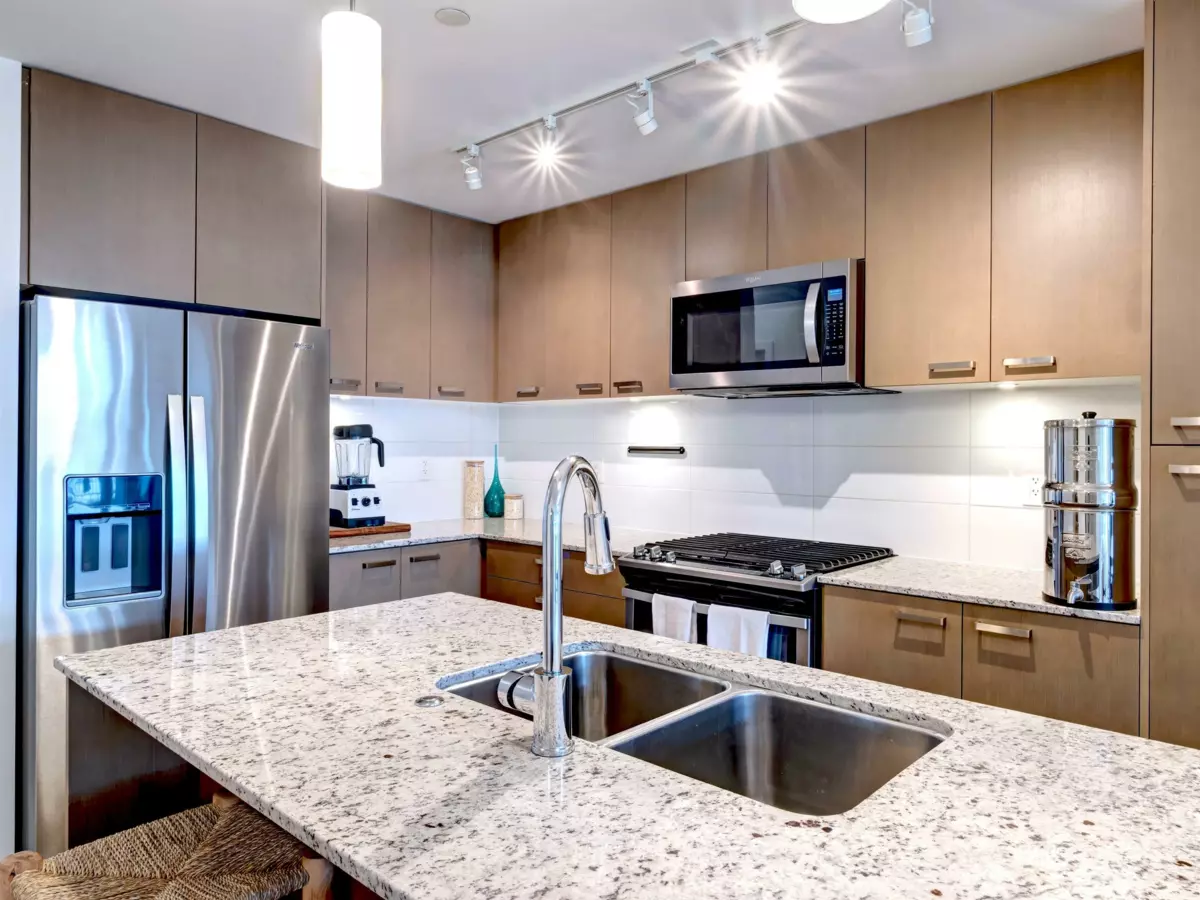 Breakfast Nook Photo of 5917 Beachgate Lane, Sechelt, BC