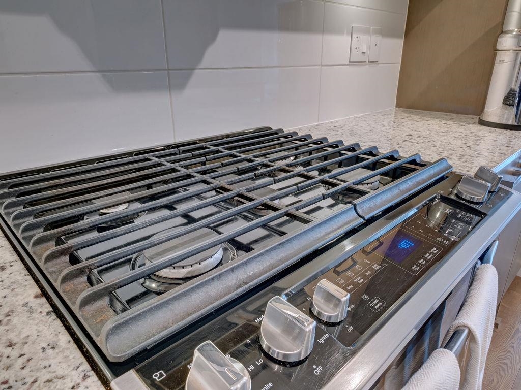 Primary Bathroom Photo of 5917 Beachgate Lane, Sechelt, BC