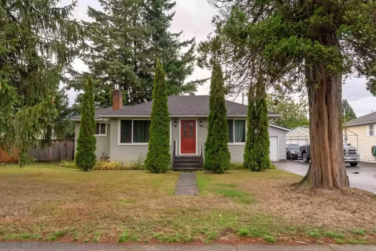 Exterior Front Photo of 46461 Portage Avenue, Chilliwack, BC