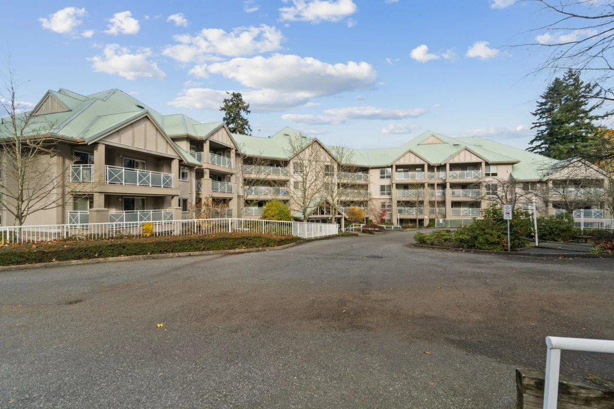 Aerial View of 101 15150 29a Avenue, Surrey, BC