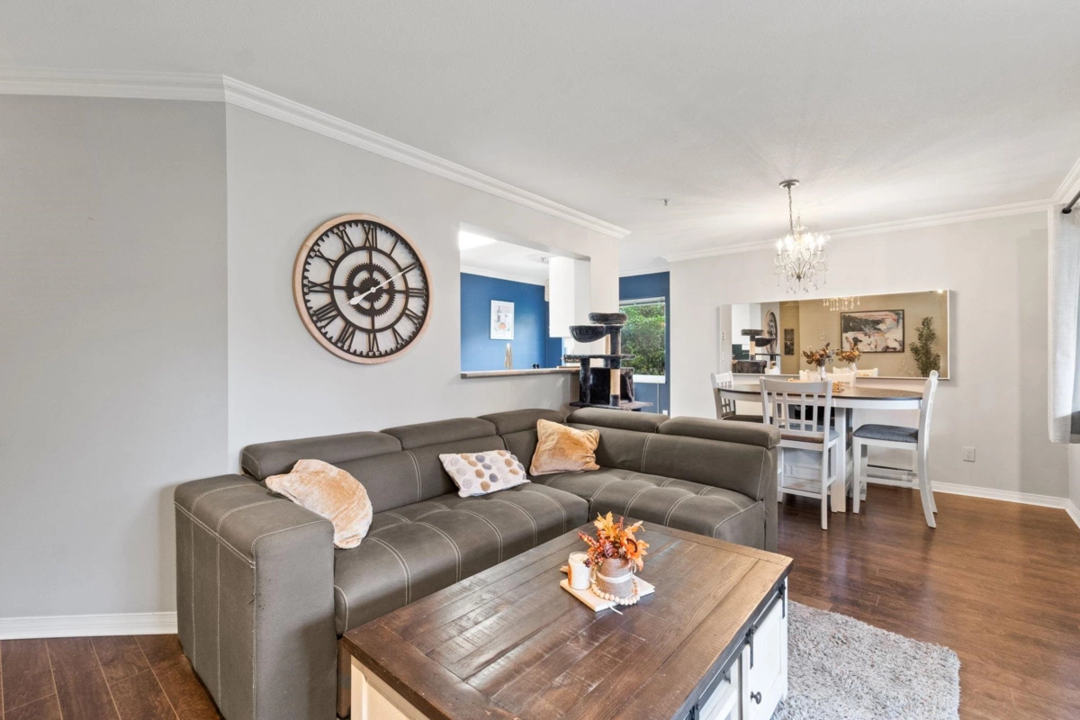 Living Room Photo of 101 15150 29a Avenue, Surrey, BC