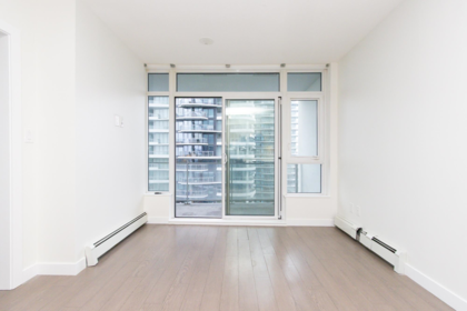 1402 13308 Central Avenue, Surrey, BC, Surrey — Apartment/Condo for sale