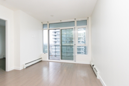 1402 13308 Central Avenue, Surrey, BC, Surrey — Apartment/Condo for sale