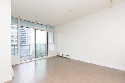 1402 13308 Central Avenue, Surrey, BC, Surrey — Apartment/Condo for sale
