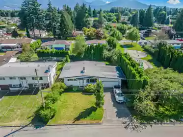 45410 Westview Avenue, Chilliwack, BC, Chilliwack — Single Family Residence for sale