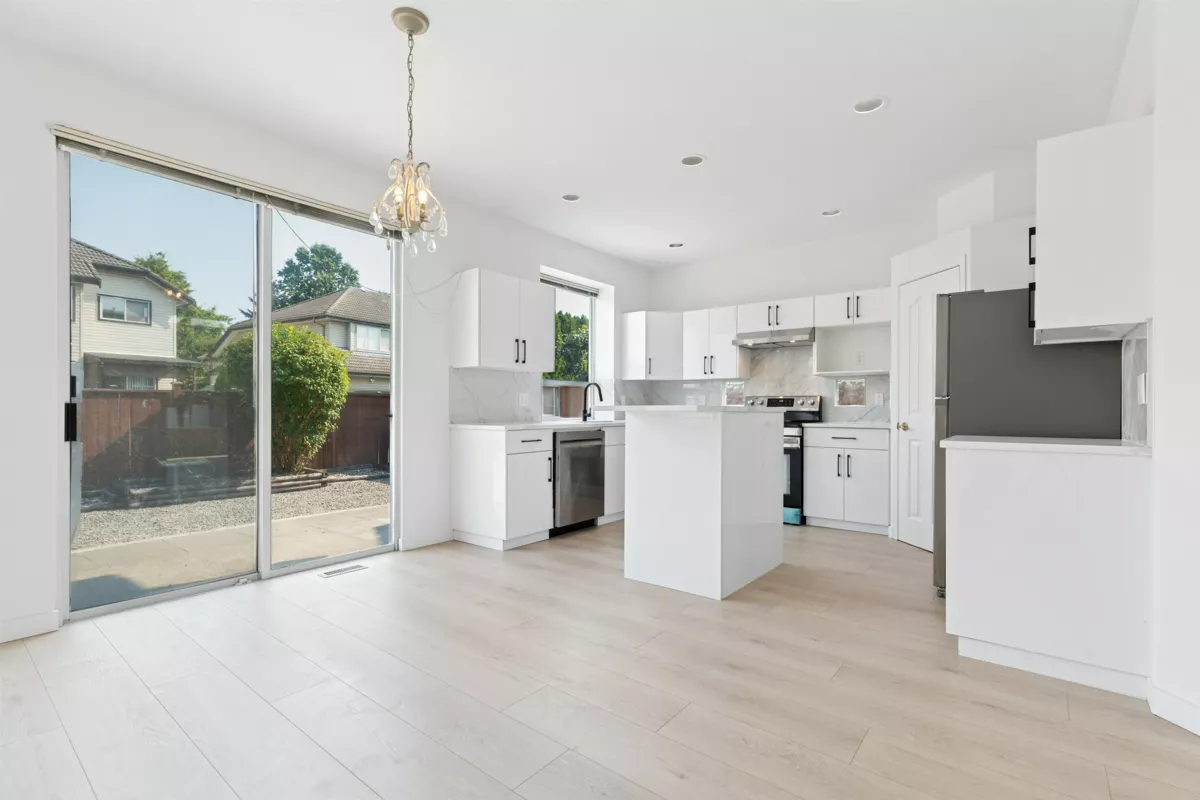 Bedroom 2 Photo of 1239 Thames Close, Port Coquitlam, BC