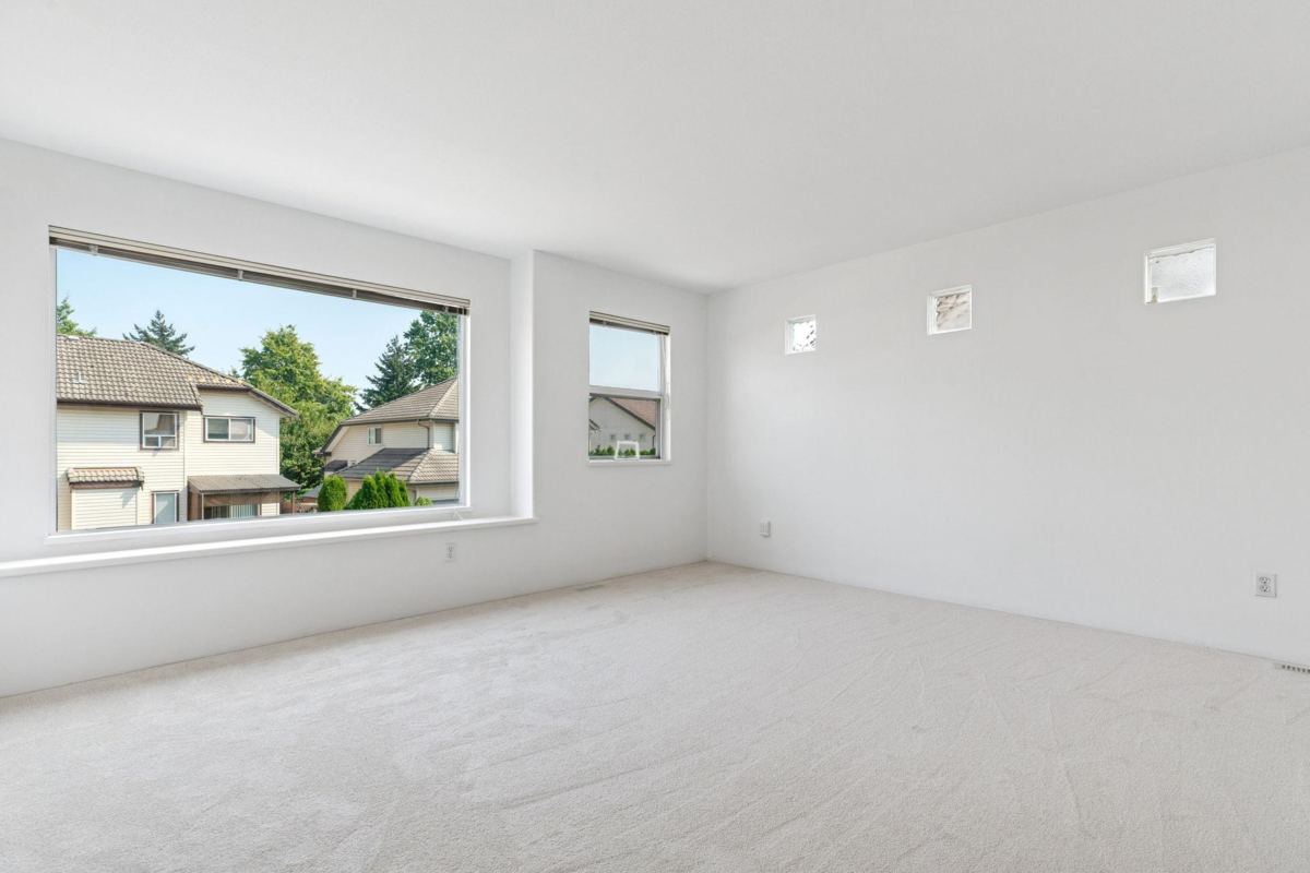 Laundry Room Photo of 1239 Thames Close, Port Coquitlam, BC