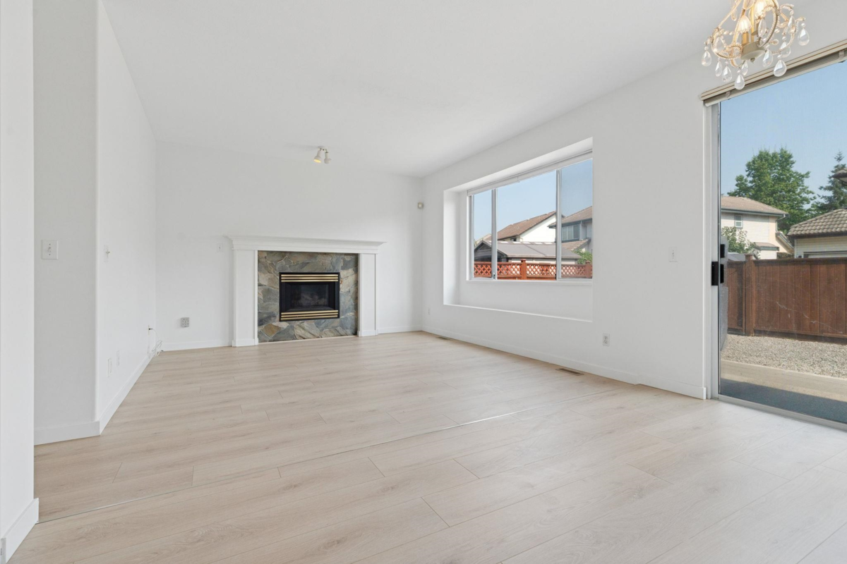 Primary Bedroom Photo of 1239 Thames Close, Port Coquitlam, BC