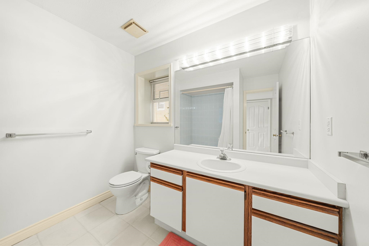 Staircase Photo of 14786 Upper Roper Avenue, White Rock, BC