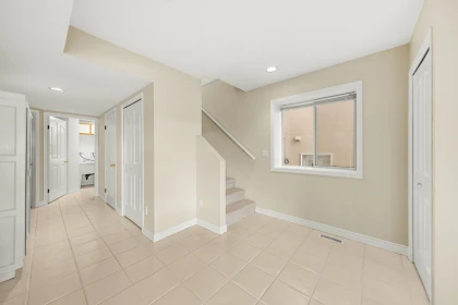 Hallway Photo of 14786 Upper Roper Avenue, White Rock, BC