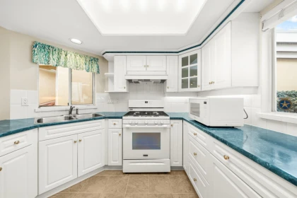 Primary Bedroom Photo of 14786 Upper Roper Avenue, White Rock, BC