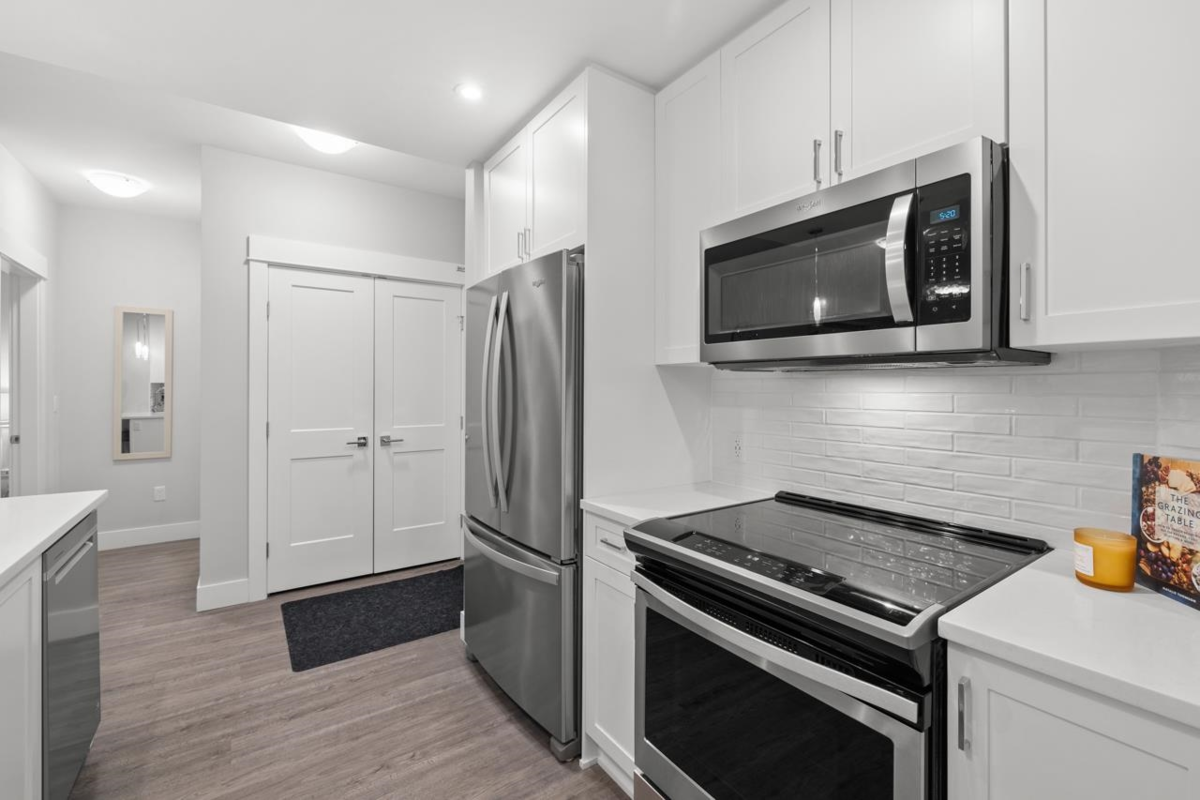 Bedroom 3 Photo of 4317 2180 Kelly Avenue, Port Coquitlam, BC