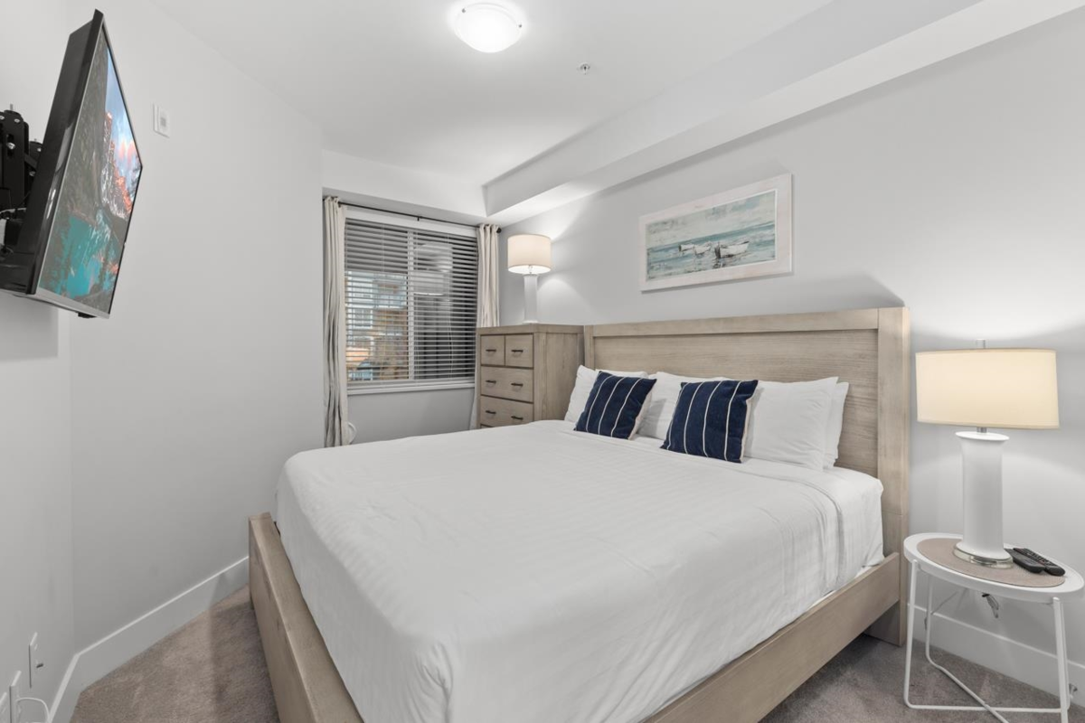 Entry Foyer Photo of 4317 2180 Kelly Avenue, Port Coquitlam, BC